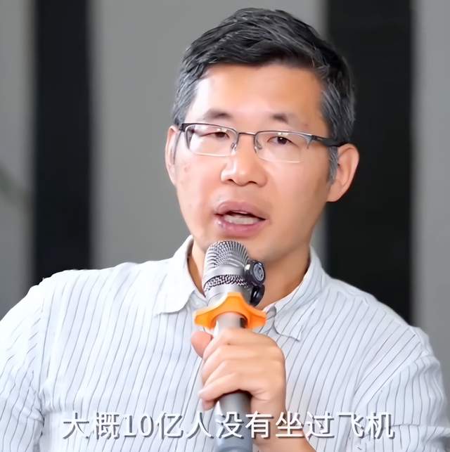 好博体育绝妙，湖人队新阵容被NBA评论员比尔·西蒙斯起绰号“Snowtime”