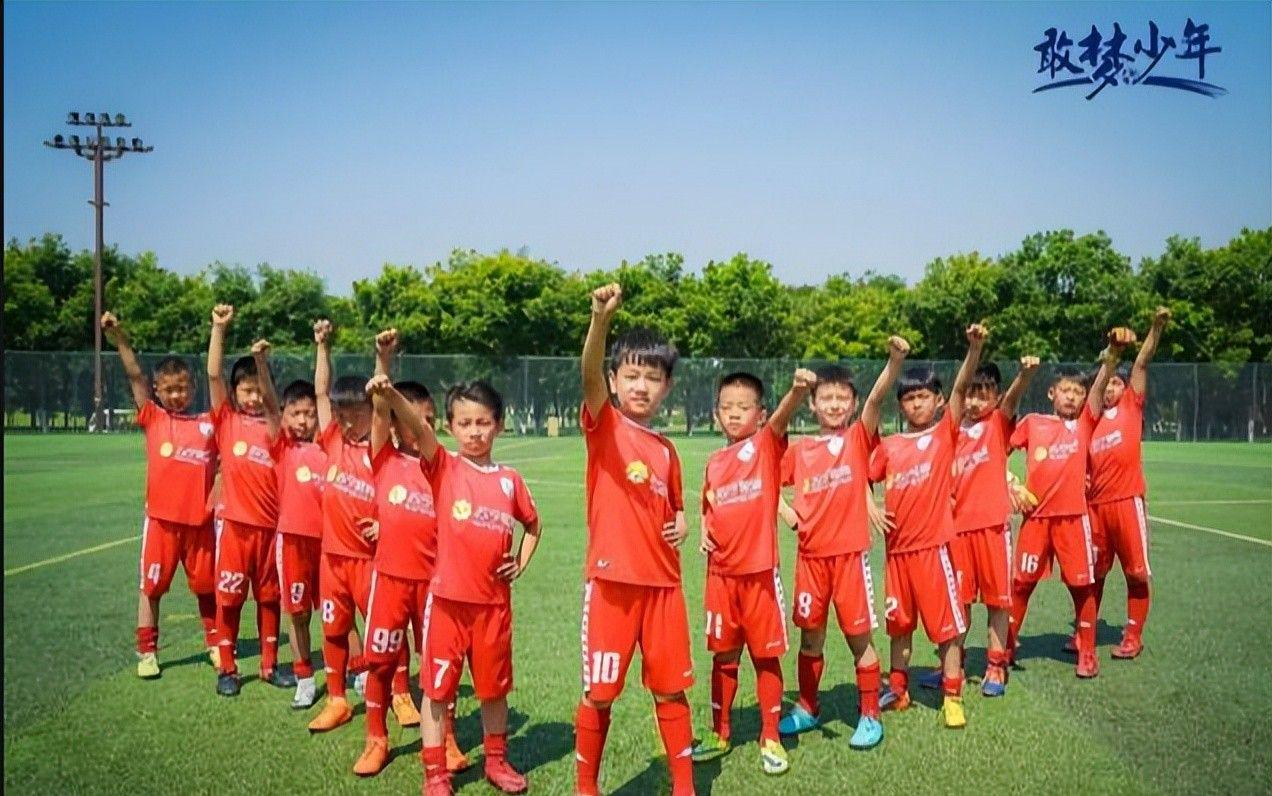 世界杯：葡萄牙绝杀克罗地亚晋级16强，争议绝平球因越位无效