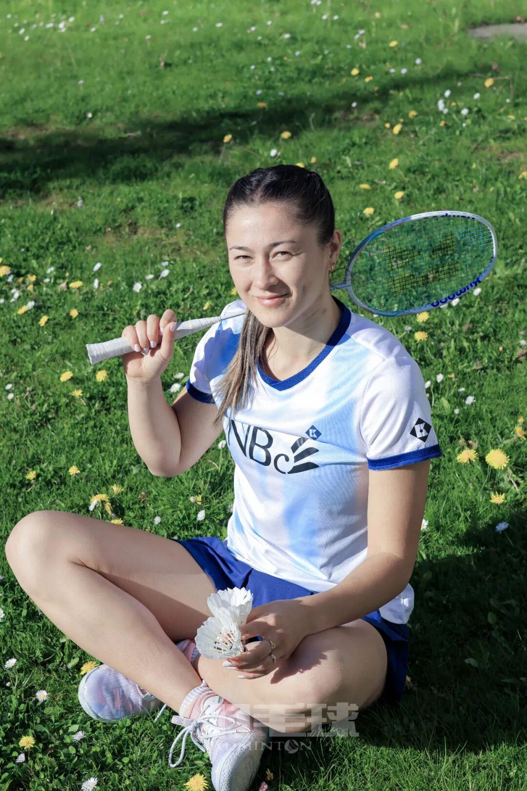 佛得角门将关注列表全是美女 老哥最爱黑皮辣妹
