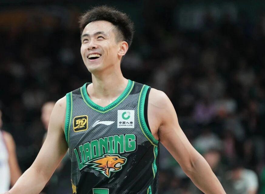 好博体育世体：世界杯18决赛西葡战，巴萨体育总监德科现场观战